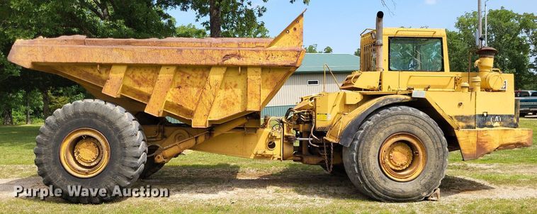 image for item DP5181 1990 Caterpillar D25D  haul truck