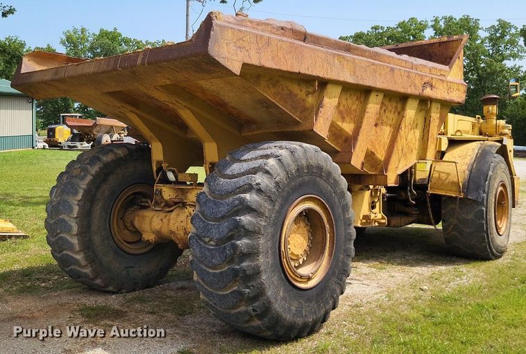 image for item DP5181 1990 Caterpillar D25D  haul truck