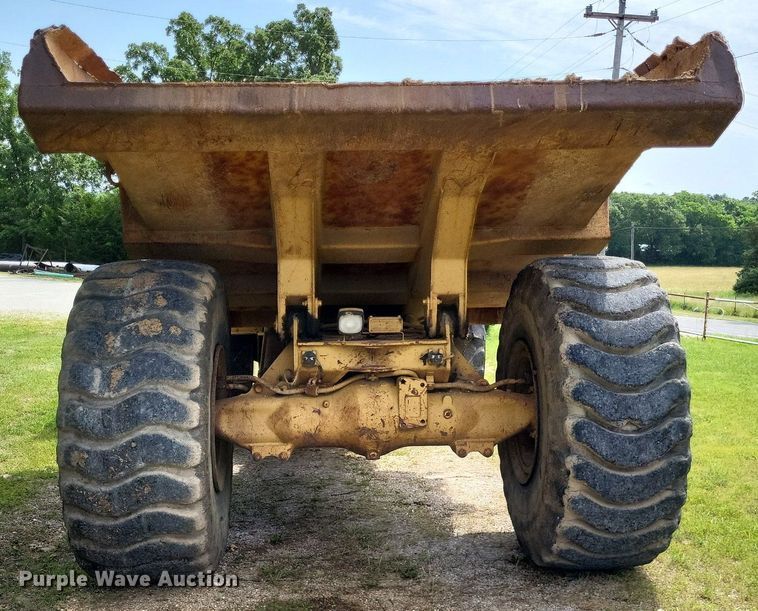 image for item DP5181 1990 Caterpillar D25D  haul truck