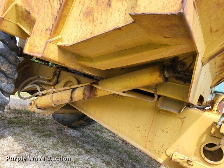 image for item DP5181 1990 Caterpillar D25D  haul truck