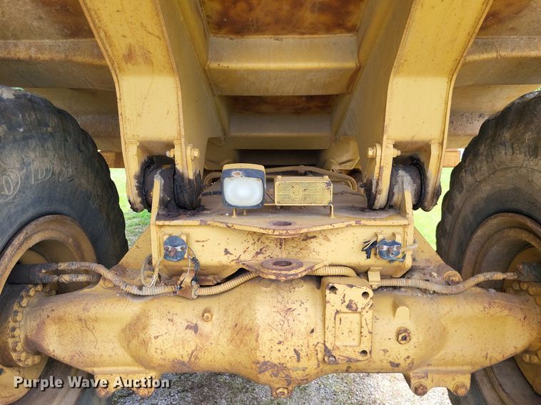 image for item DP5181 1990 Caterpillar D25D  haul truck