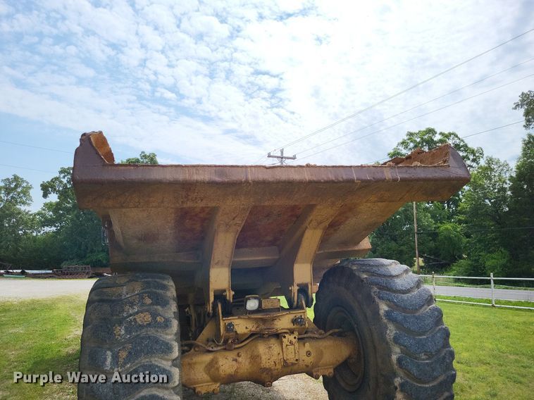 image for item DP5181 1990 Caterpillar D25D  haul truck