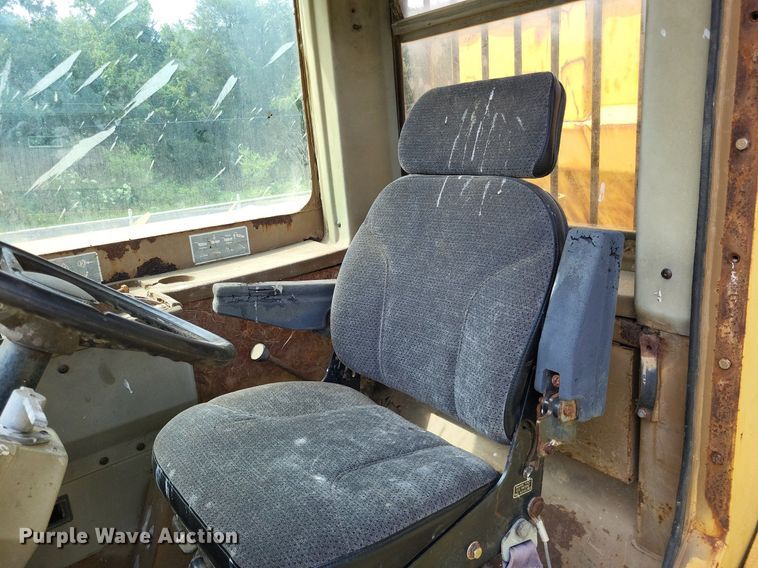 image for item DP5181 1990 Caterpillar D25D  haul truck