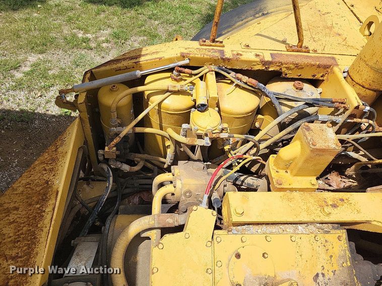 image for item DP5181 1990 Caterpillar D25D  haul truck
