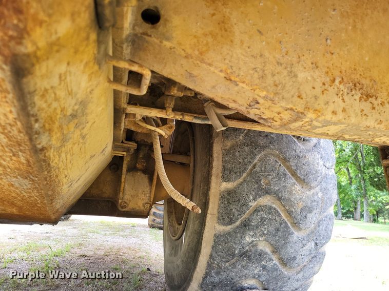 image for item DP5181 1990 Caterpillar D25D  haul truck