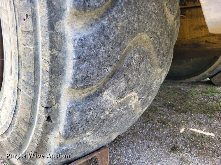 image for item DP5181 1990 Caterpillar D25D  haul truck