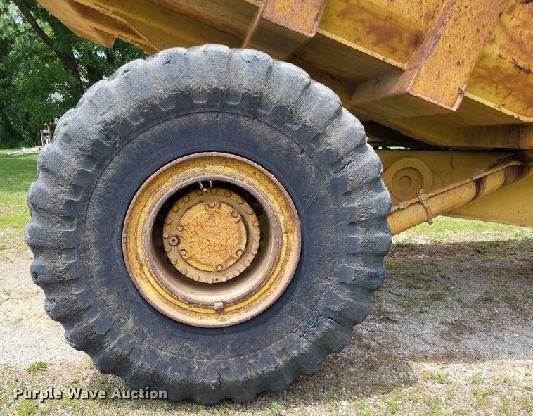 image for item DP5181 1990 Caterpillar D25D  haul truck