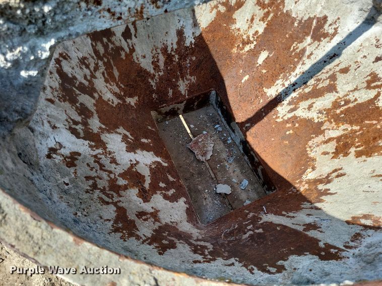 image for item DP5182 (3) concrete buckets