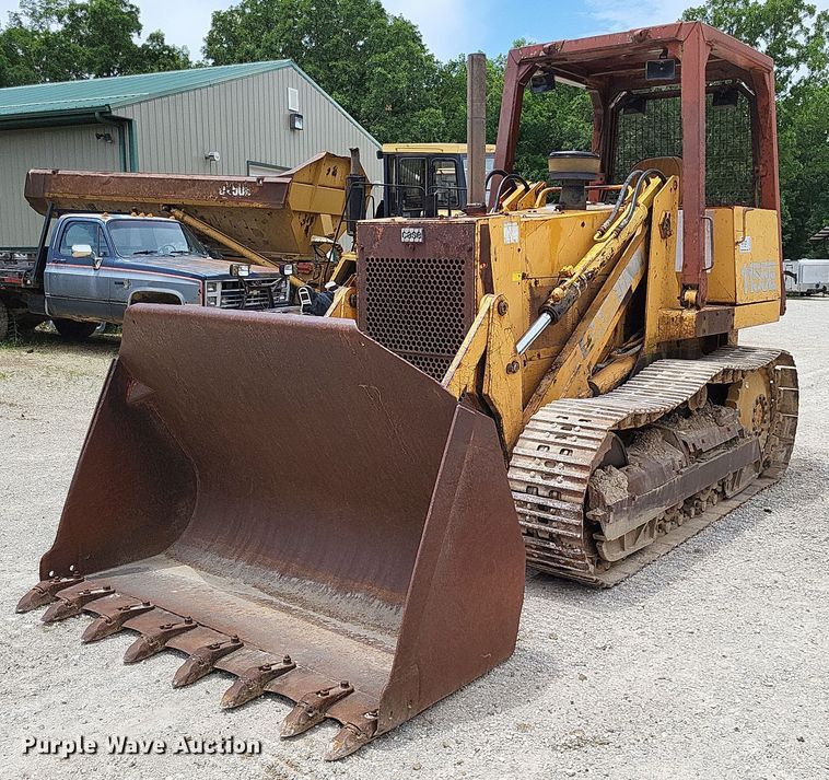 image for item DP5186 1987 Case 1155E  high lift track loader