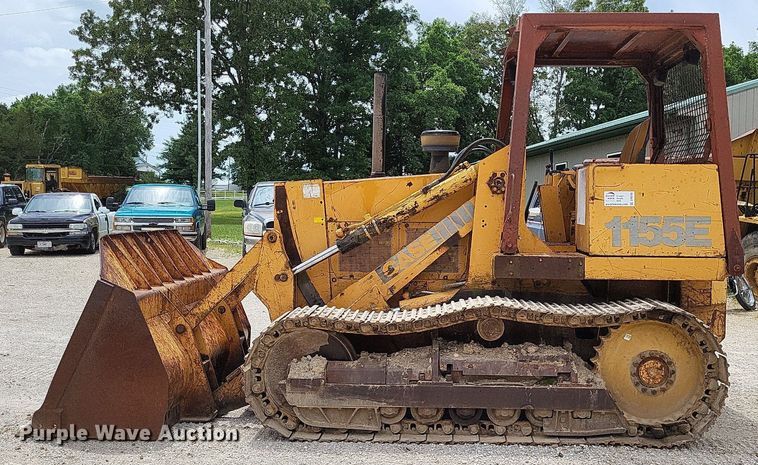 image for item DP5186 1987 Case 1155E  high lift track loader