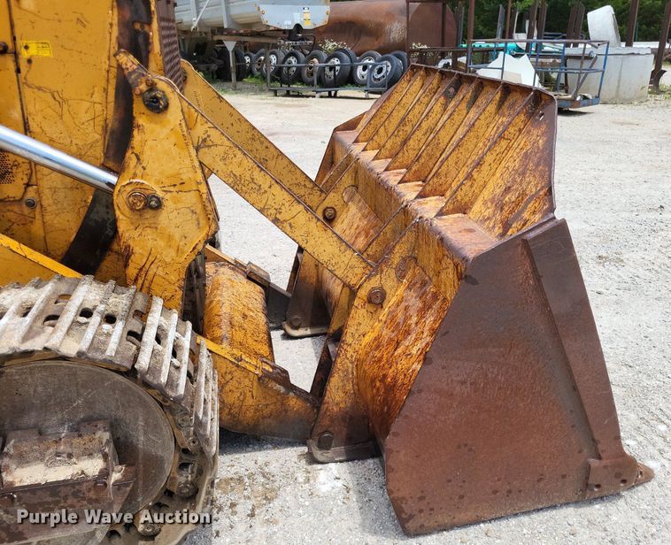 image for item DP5186 1987 Case 1155E  high lift track loader