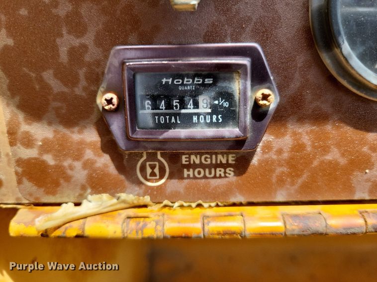 image for item DP5186 1987 Case 1155E  high lift track loader