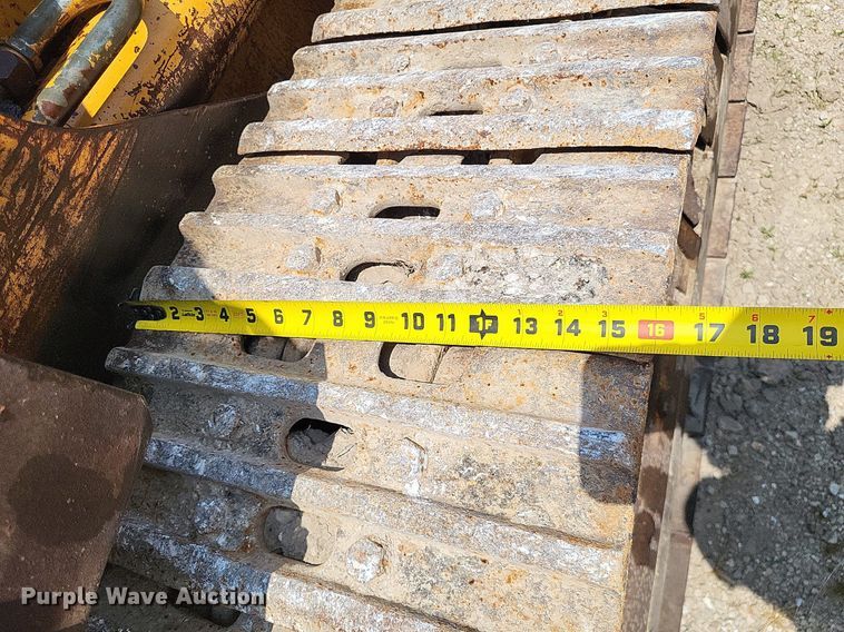 image for item DP5186 1987 Case 1155E  high lift track loader