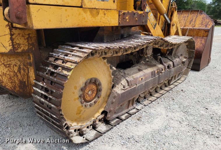 image for item DP5186 1987 Case 1155E  high lift track loader