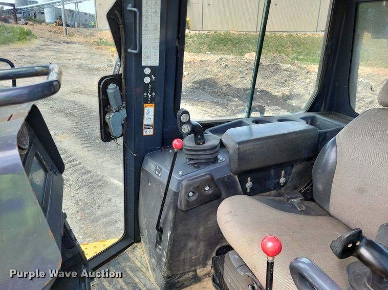 image for item DP5187 2015 John Deere 700K LGP  dozer