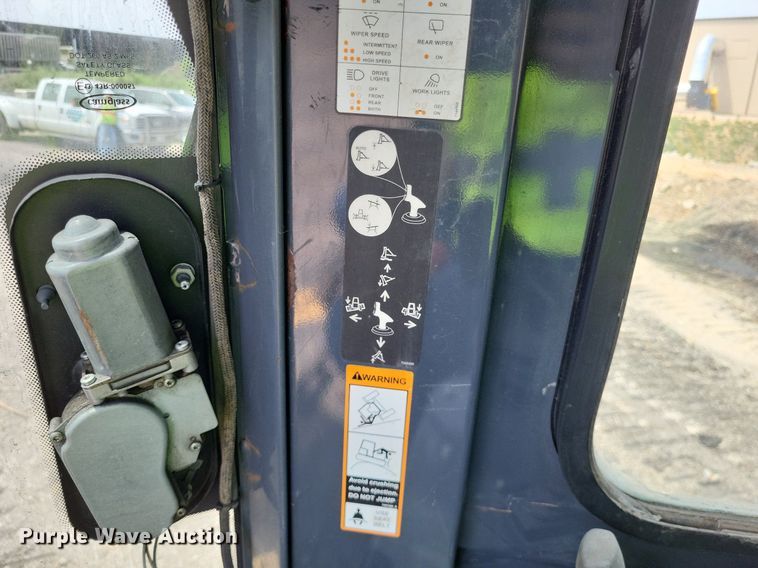 image for item DP5187 2015 John Deere 700K LGP  dozer