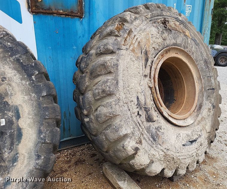 image for item DP5188 (2) tires