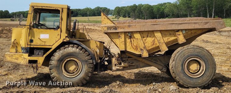 image for item DP5189 1990 Caterpillar D25D  haul truck