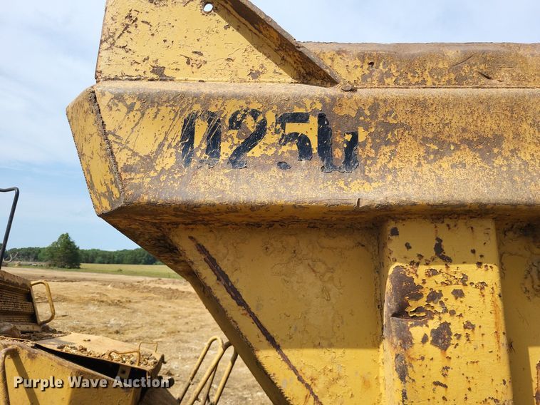 image for item DP5189 1990 Caterpillar D25D  haul truck