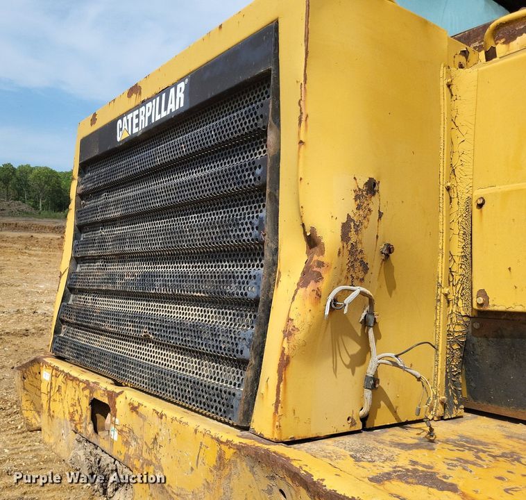 image for item DP5189 1990 Caterpillar D25D  haul truck
