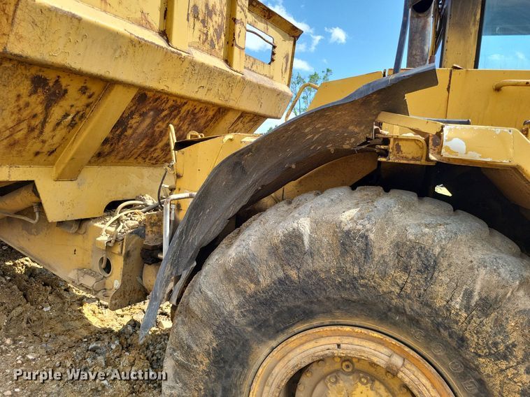 image for item DP5189 1990 Caterpillar D25D  haul truck