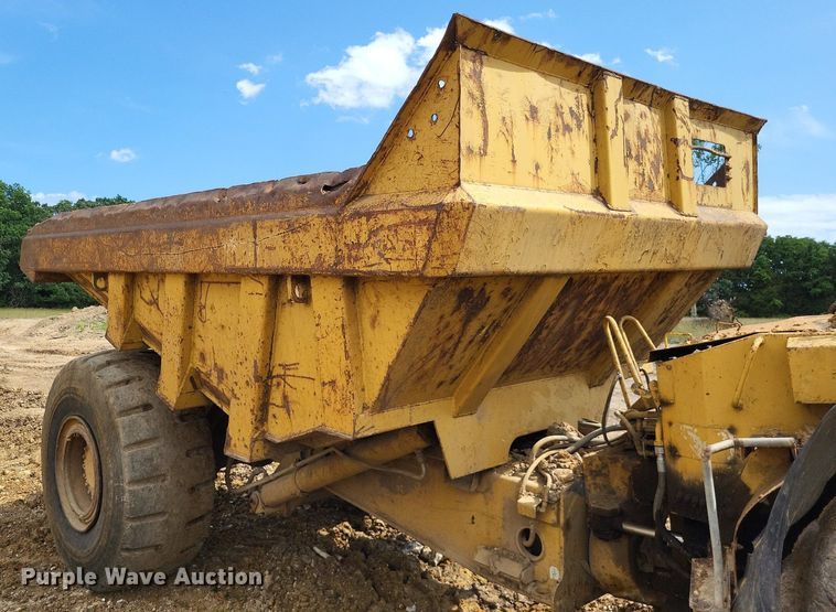 image for item DP5189 1990 Caterpillar D25D  haul truck