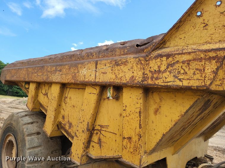 image for item DP5189 1990 Caterpillar D25D  haul truck