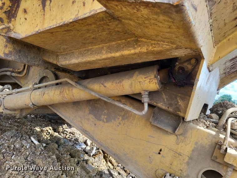 image for item DP5189 1990 Caterpillar D25D  haul truck