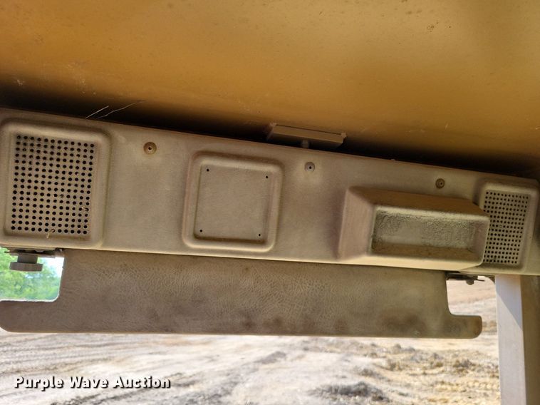 image for item DP5189 1990 Caterpillar D25D  haul truck