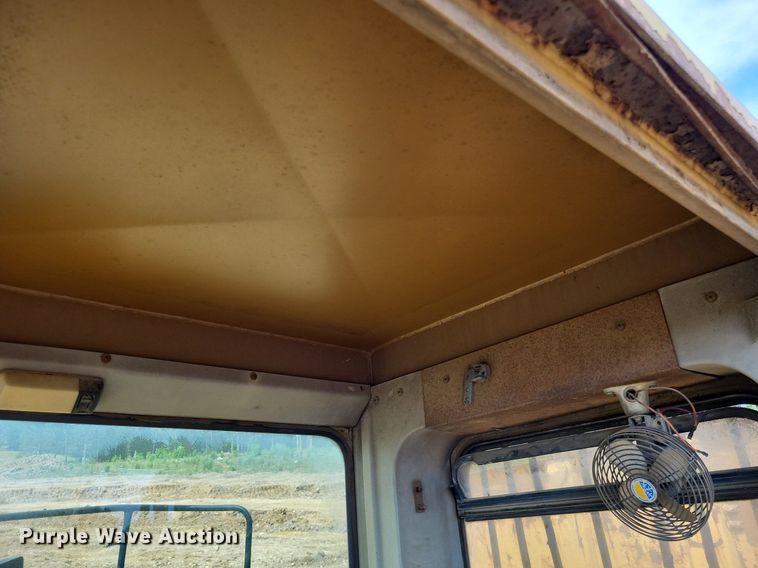 image for item DP5189 1990 Caterpillar D25D  haul truck