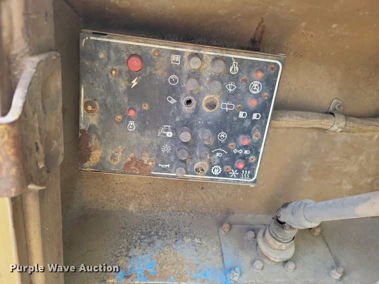 image for item DP5189 1990 Caterpillar D25D  haul truck