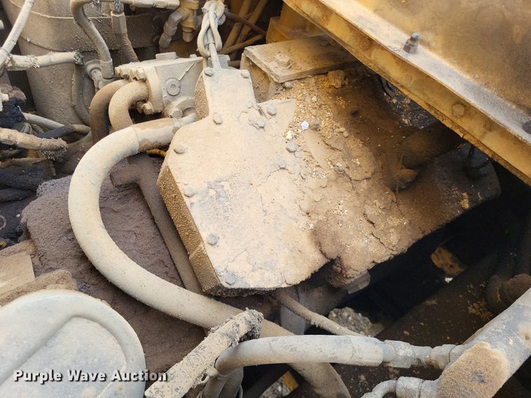 image for item DP5189 1990 Caterpillar D25D  haul truck