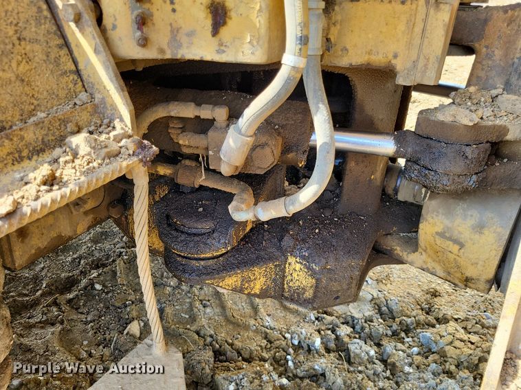 image for item DP5189 1990 Caterpillar D25D  haul truck