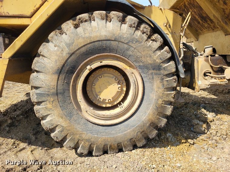 image for item DP5189 1990 Caterpillar D25D  haul truck