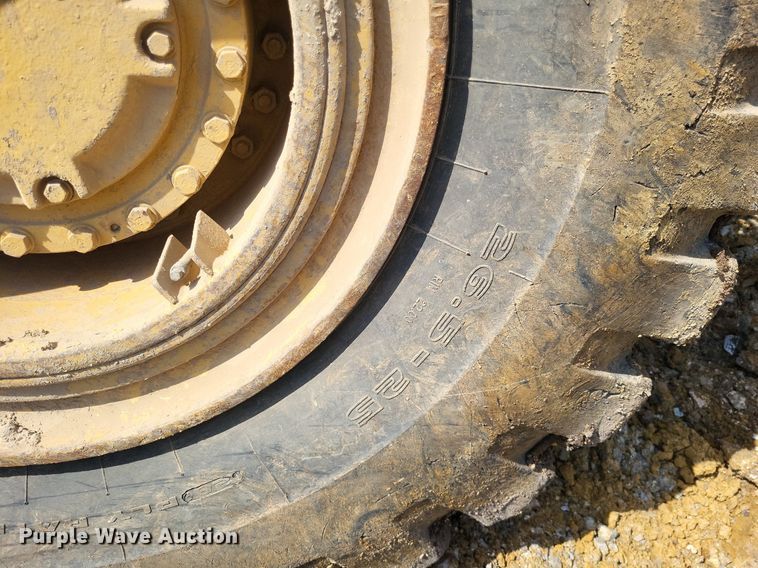 image for item DP5189 1990 Caterpillar D25D  haul truck