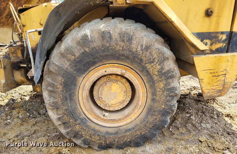 image for item DP5189 1990 Caterpillar D25D  haul truck