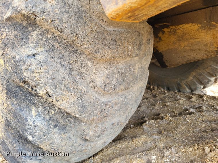 image for item DP5189 1990 Caterpillar D25D  haul truck