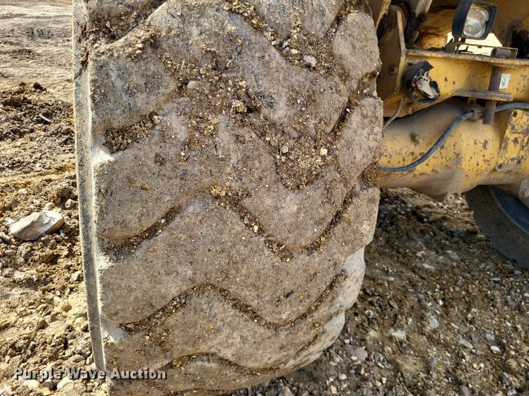 image for item DP5189 1990 Caterpillar D25D  haul truck