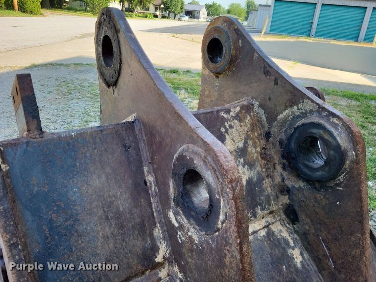 image for item DP5198 CP  42"W excavator bucket