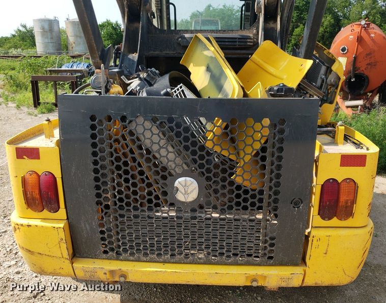 image for item DP8062 2012 New Holland L230  skid steer loader