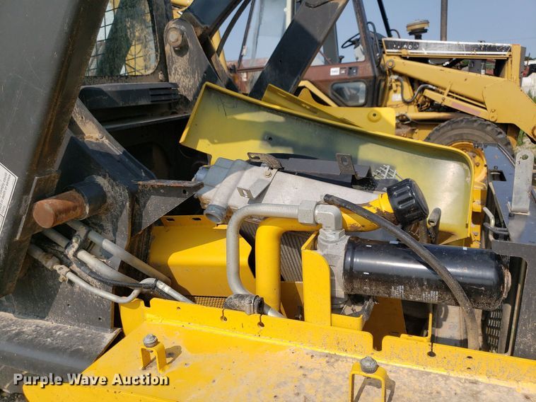 image for item DP8062 2012 New Holland L230  skid steer loader