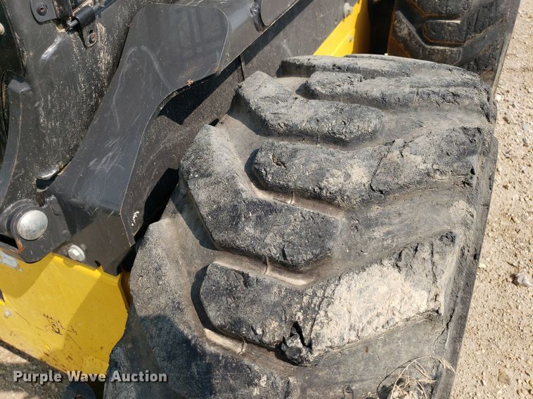 image for item DP8062 2012 New Holland L230  skid steer loader