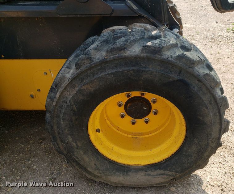 image for item DP8062 2012 New Holland L230  skid steer loader