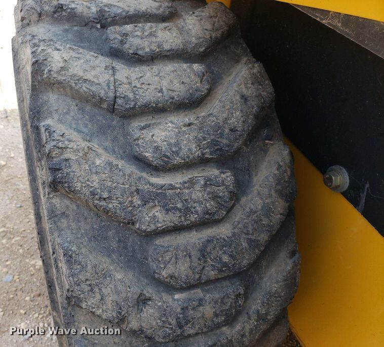 image for item DP8062 2012 New Holland L230  skid steer loader