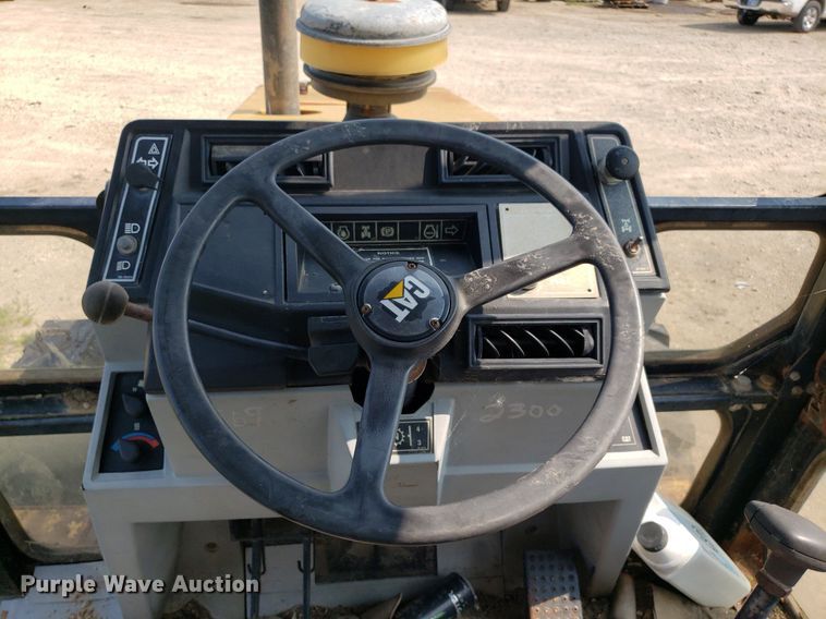 image for item DP8063 1993 Caterpillar 416B  backhoe