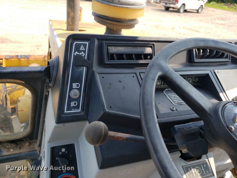 image for item DP8063 1993 Caterpillar 416B  backhoe