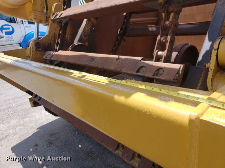 image for item DP8075 2006 Caterpillar 615C  elevating scraper