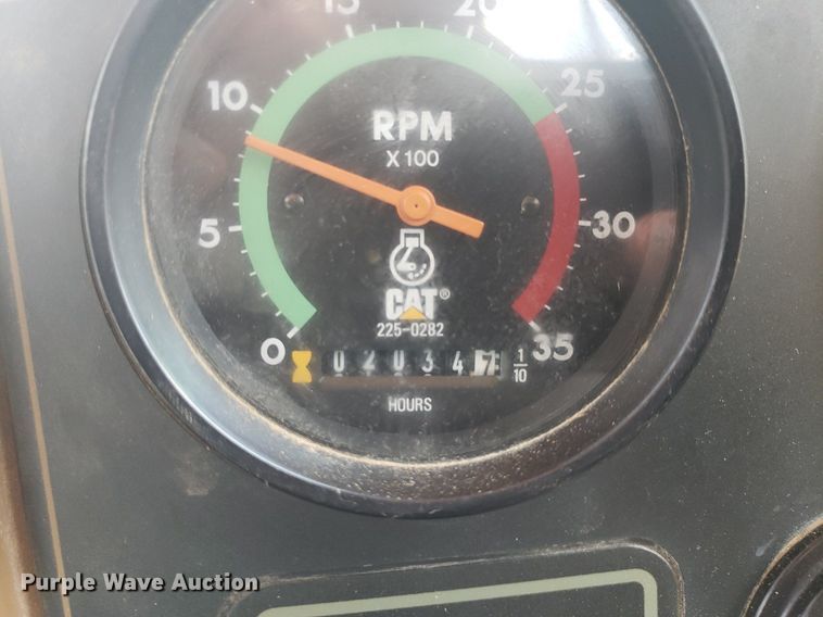 image for item DP8075 2006 Caterpillar 615C  elevating scraper