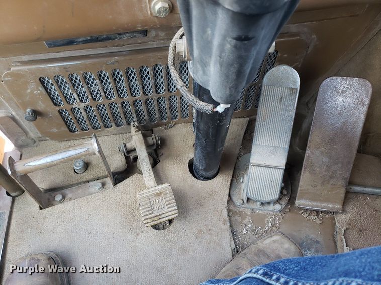 image for item DP8075 2006 Caterpillar 615C  elevating scraper