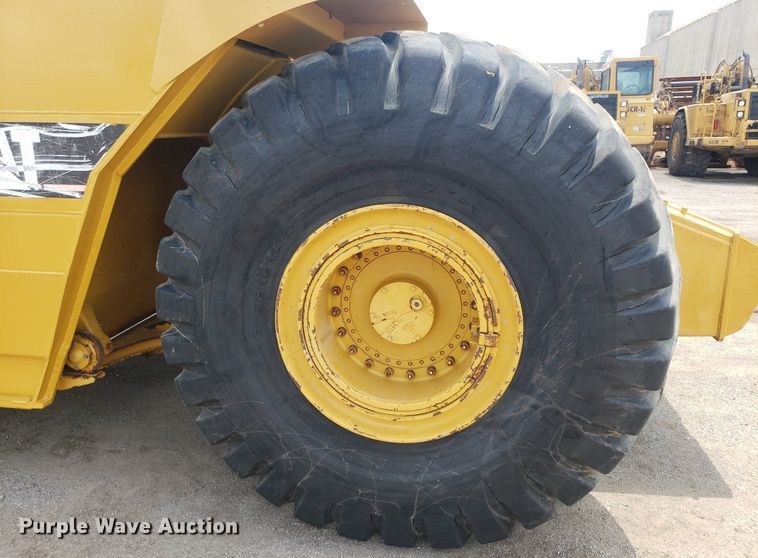 image for item DP8075 2006 Caterpillar 615C  elevating scraper